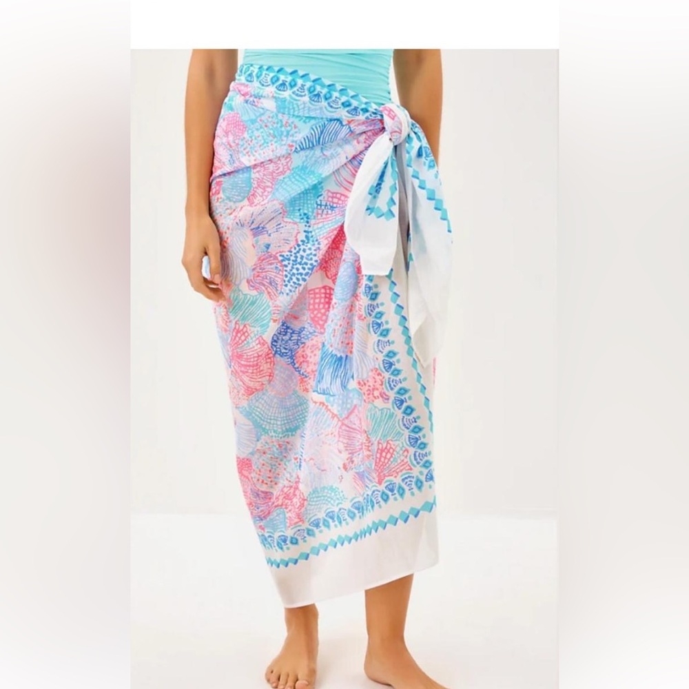 Lilly Pulitzer Pink and Blue Seashell Sarong